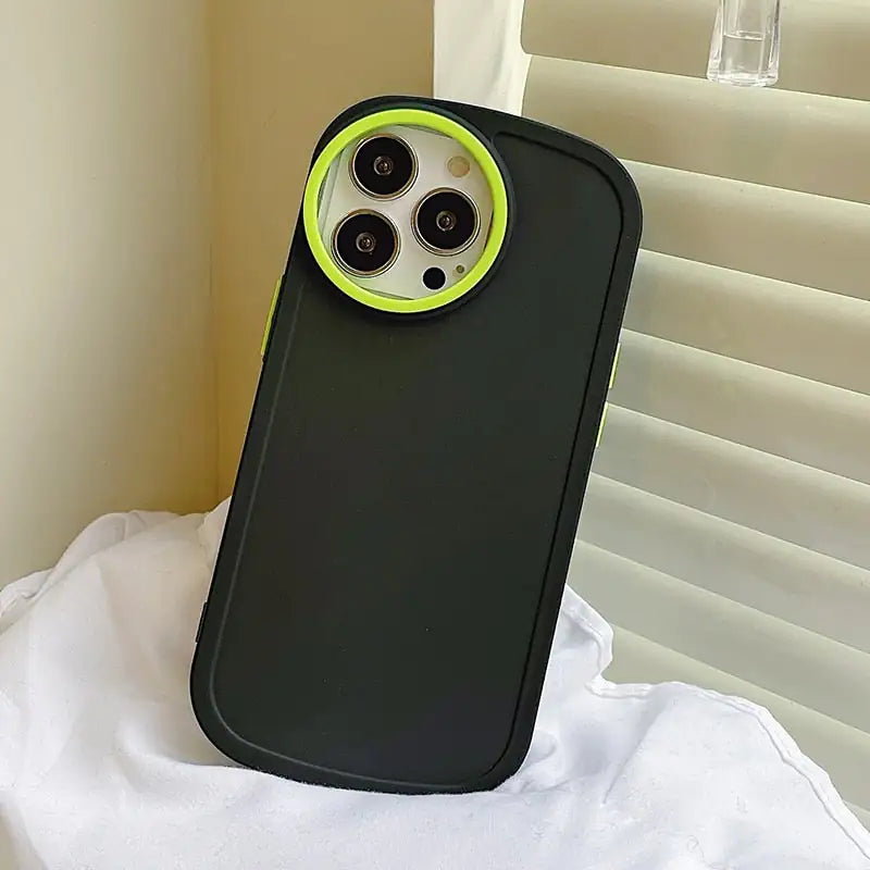 Classic Round Phone Case